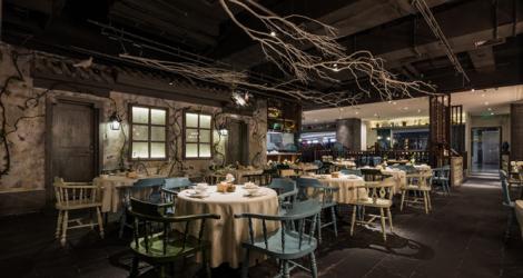 “隨物成器，巧在其中” 高品質(zhì)接待會所。