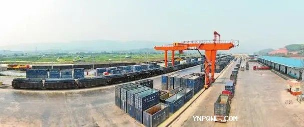中老鐵路發(fā)運(yùn)貨物的價(jià)格
